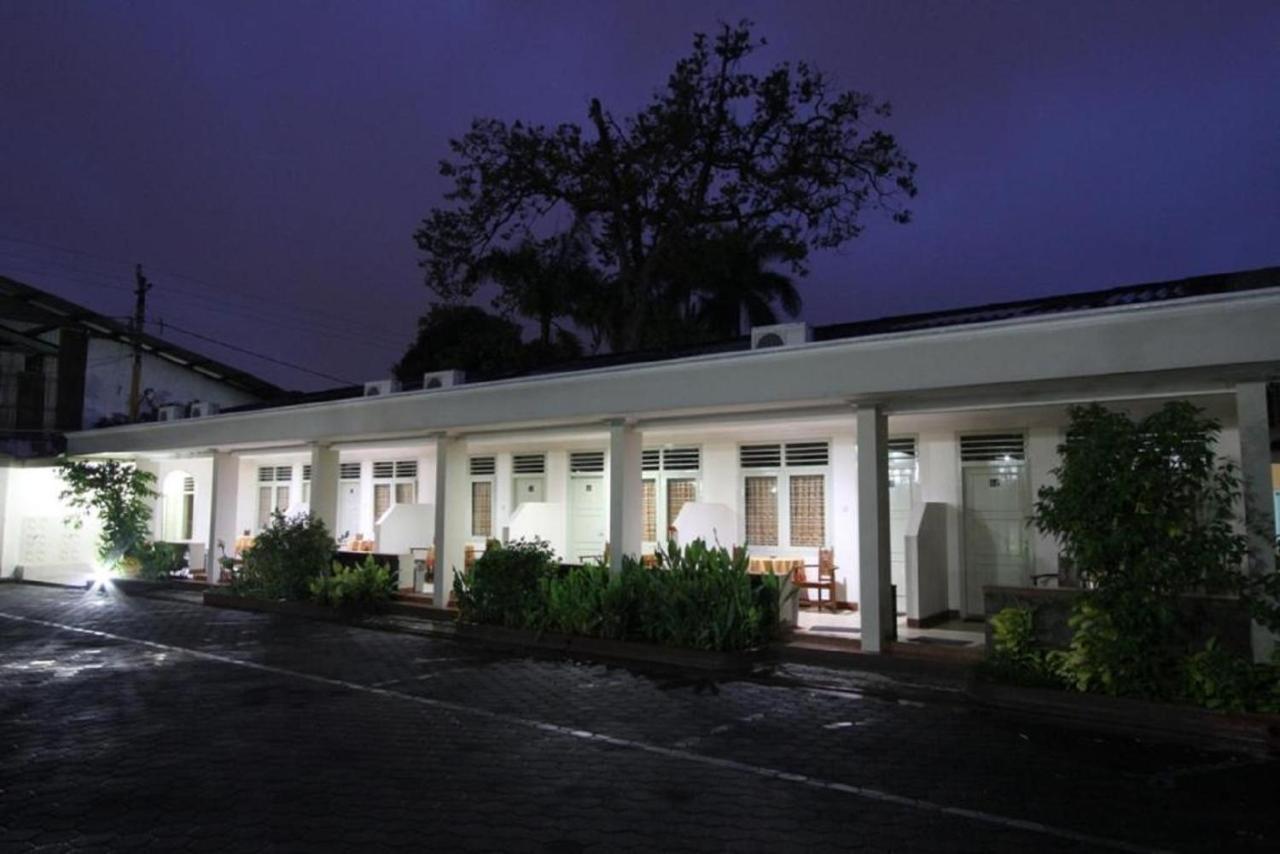 Hotel Besar Purwokerto Exterior foto