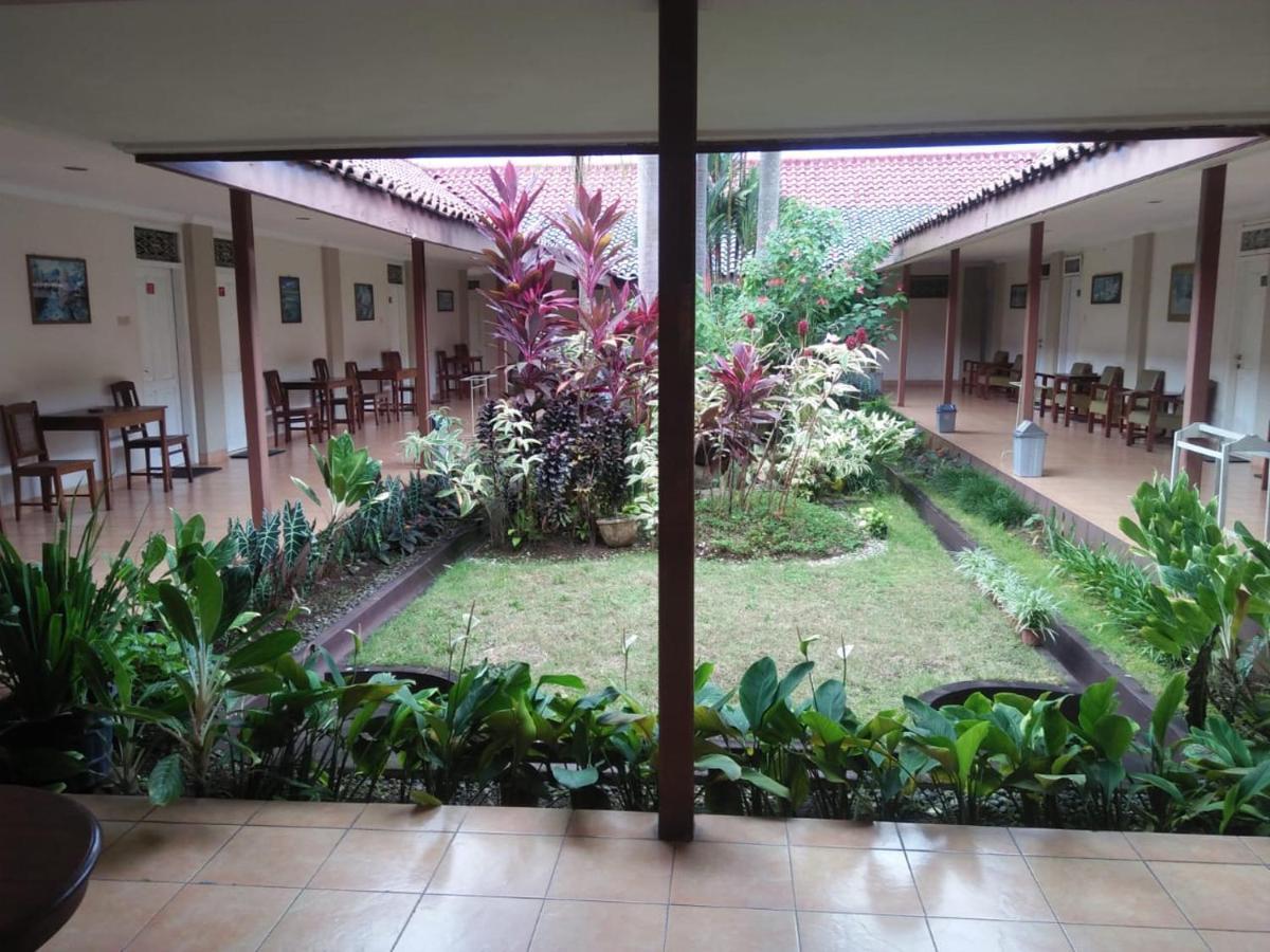 Hotel Besar Purwokerto Exterior foto