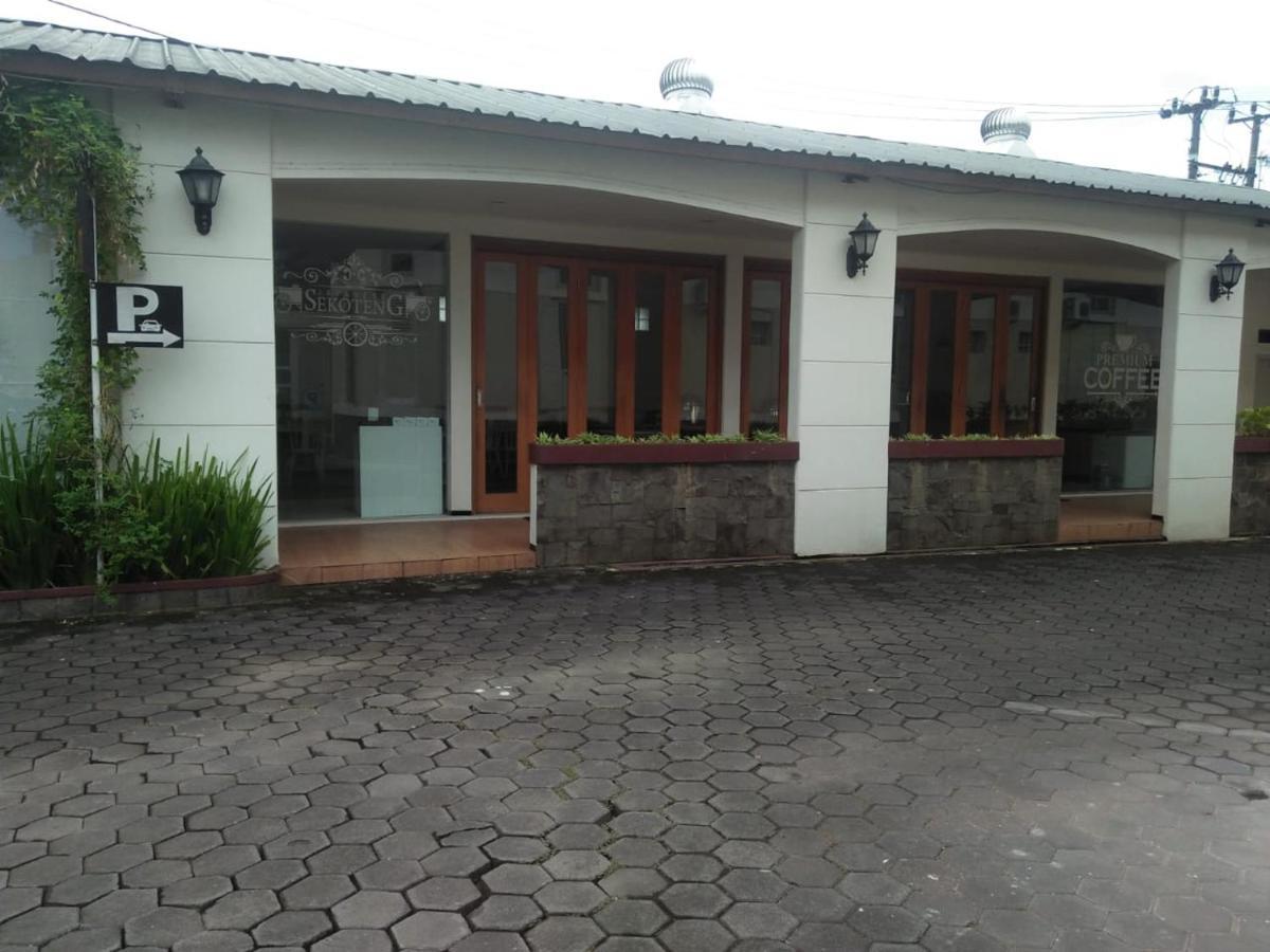 Hotel Besar Purwokerto Exterior foto